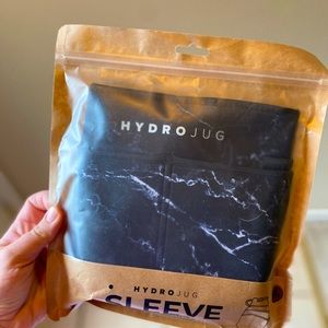 HYDRO JUG MARBLE SLEEVE